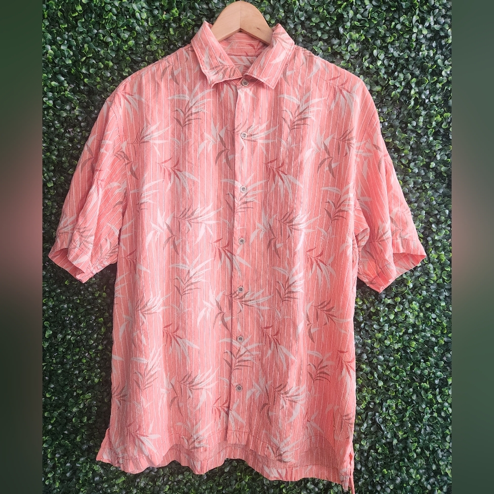 Classic Unique Tommy Bahama Men's Button Down Short Shirts Size L
